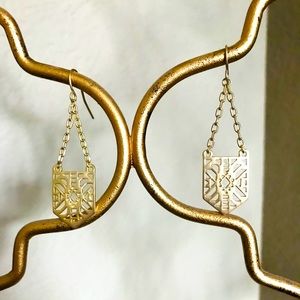 Dangle earrings